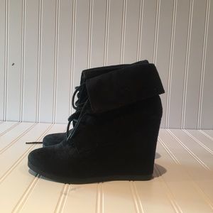 Mossimo Supply Suede Black Booties size 8